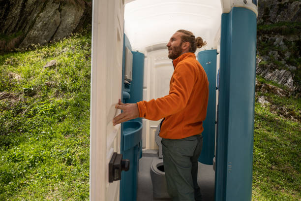 Portable Toilet Options We Offer in Aurora, SD